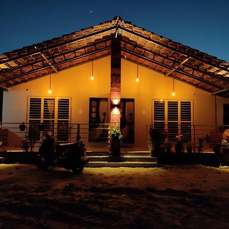 Rehoboth Resort Malvan Luaran gambar