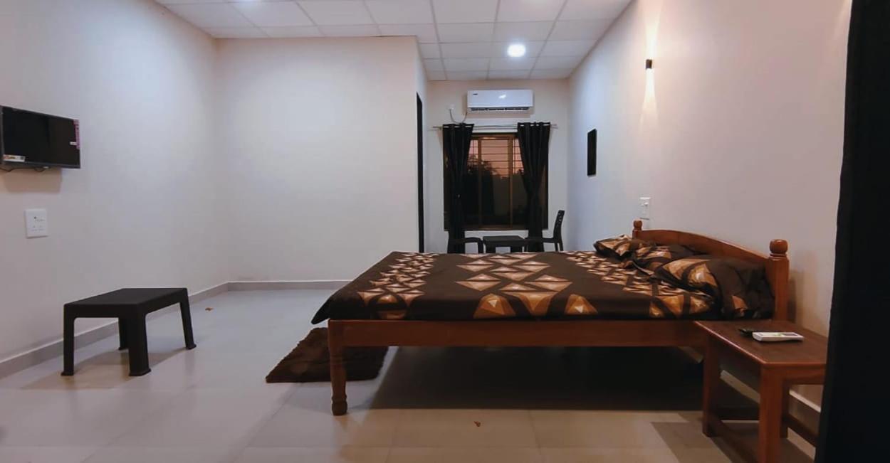 Rehoboth Resort Malvan Luaran gambar