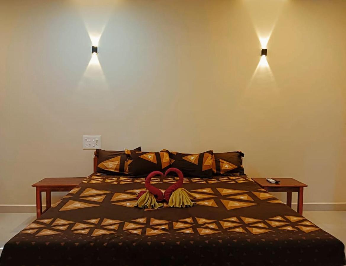 Rehoboth Resort Malvan Luaran gambar